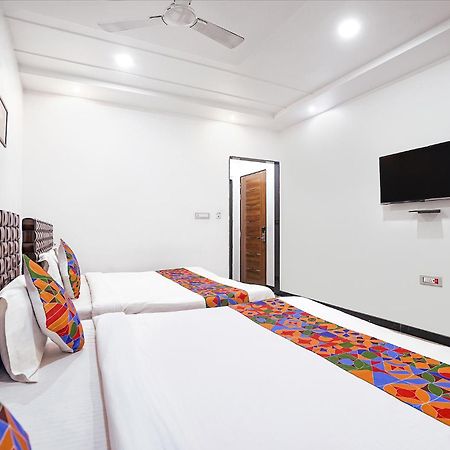 Fabhotel Villa De Benares Zewnętrze zdjęcie