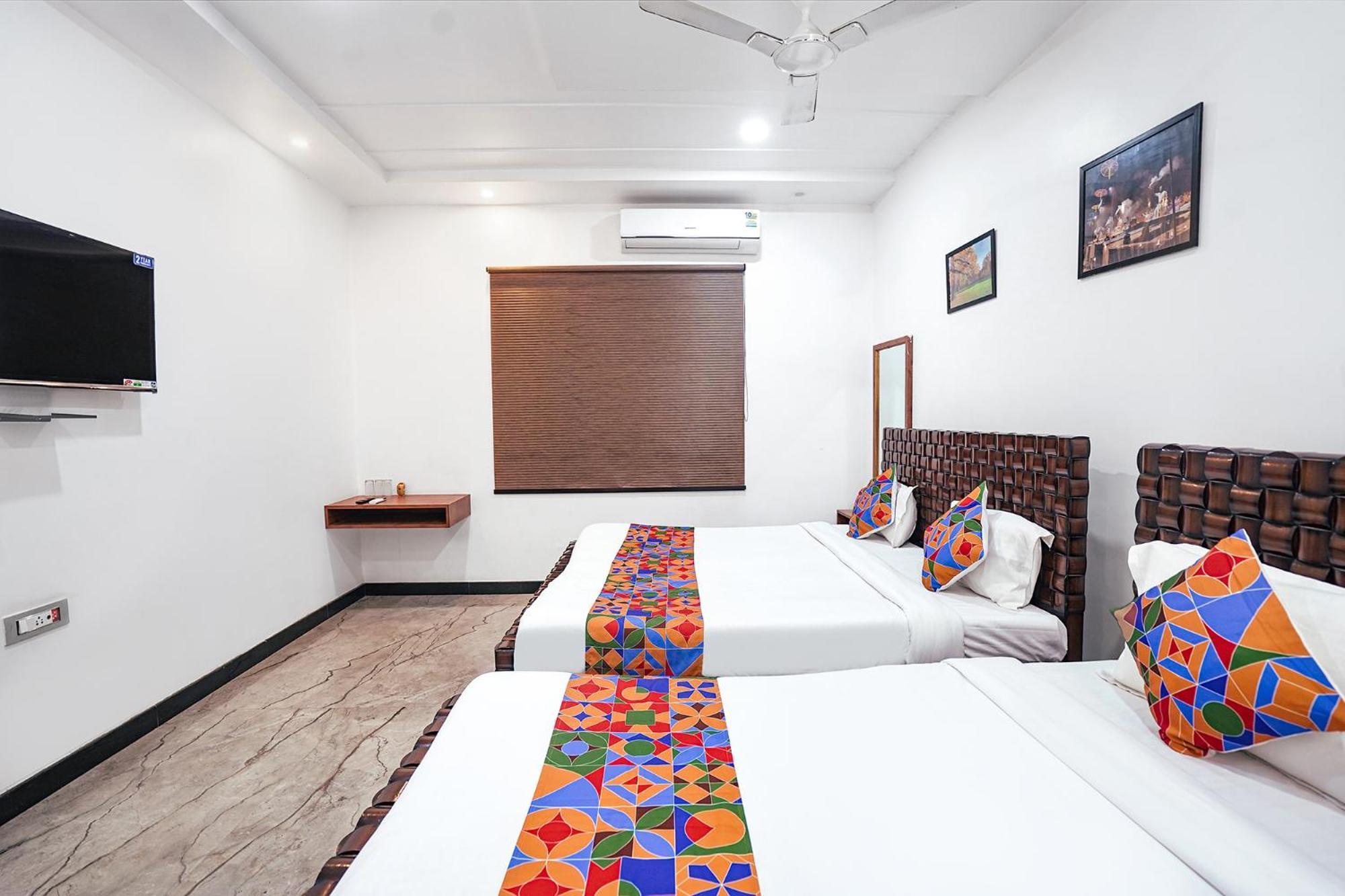 Fabhotel Villa De Benares Zewnętrze zdjęcie