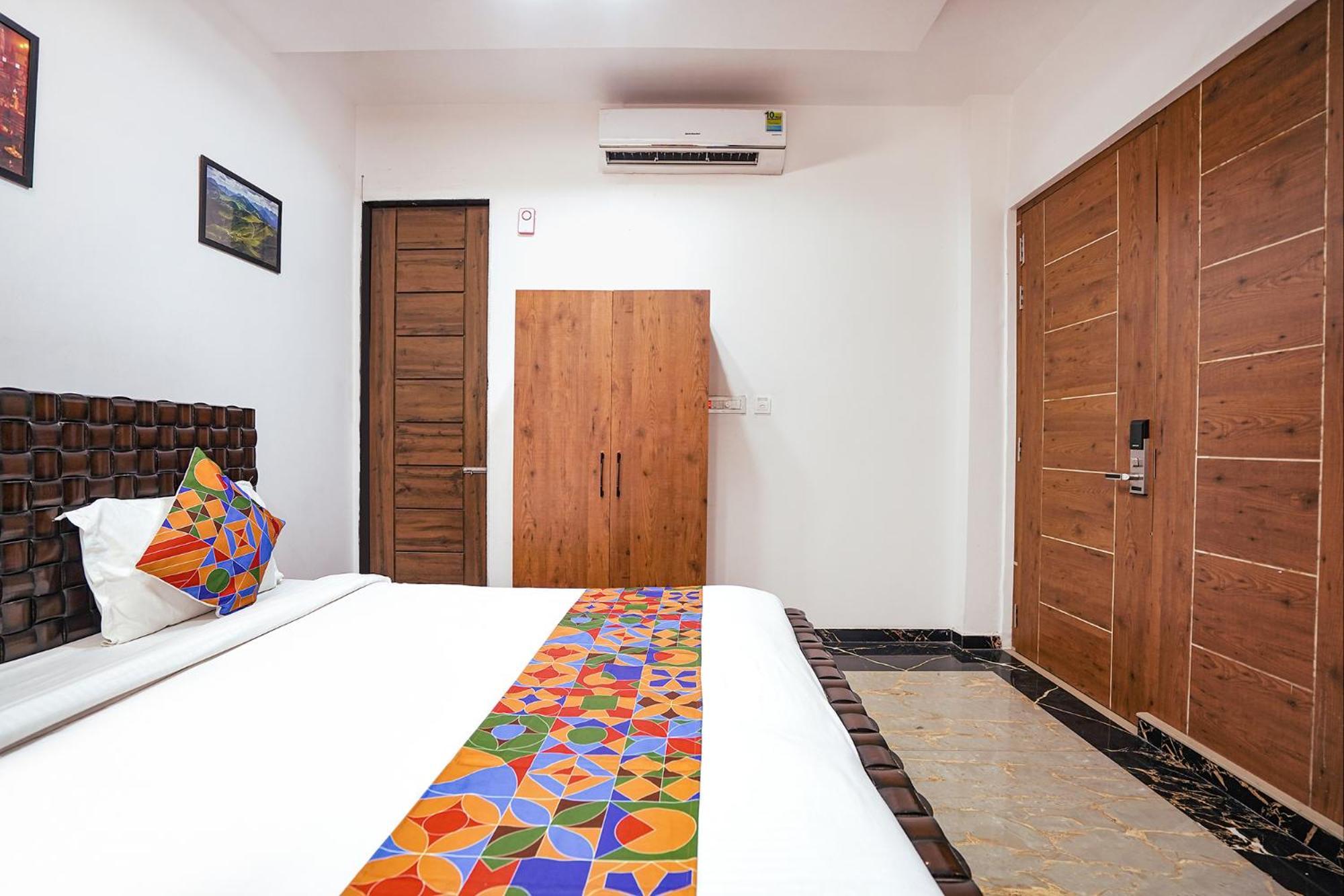 Fabhotel Villa De Benares Zewnętrze zdjęcie