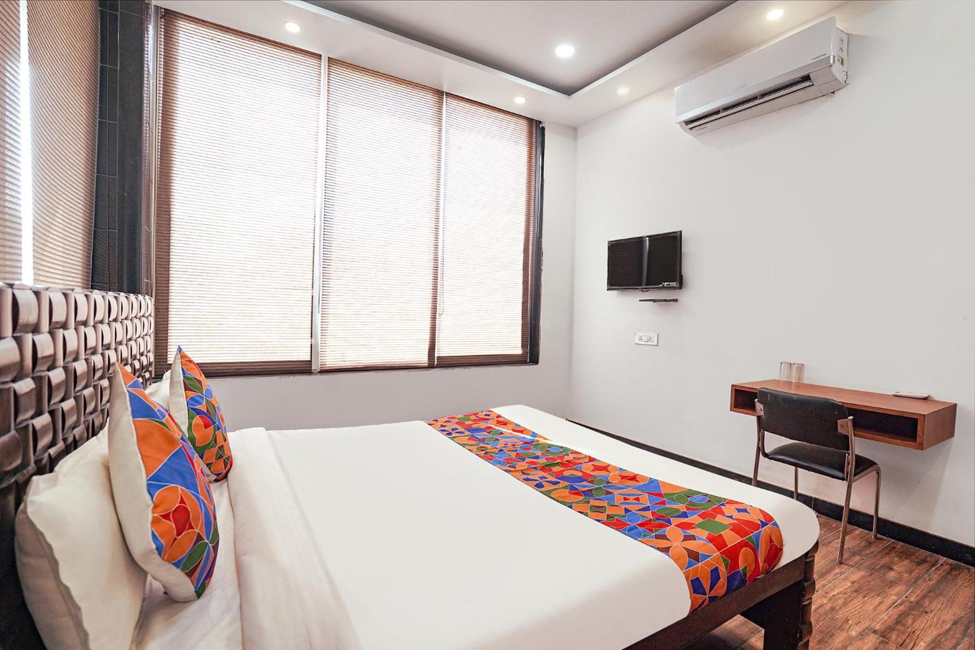 Fabhotel Villa De Benares Zewnętrze zdjęcie